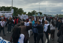 Municipales bonaerenses cortaron la autopista Buenos Aires – La Plata en reclamo de sueldos dignos y paritaria provincial