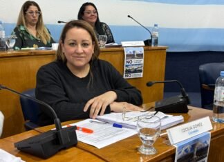 Cecilia Gómez lanzó el “Mapa de Baches” en Lomas y cargó contra la gestión municipal por la «falta de obras» frente a las lluvias