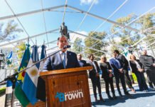 Almirante Brown celebró su 153° aniversario y los 14 años de la bandera distrital