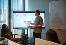 Coderhouse lanza un entrenamiento gratuito en vivo para impulsar la inserción laboral y destacar el perfil profesional